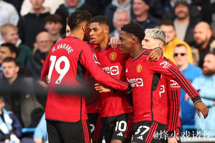 曼联4-4憾平伯恩茅斯,阿莫林揭示三大问题 曼联4-4憾平伯恩茅斯,阿莫林揭示三大问题