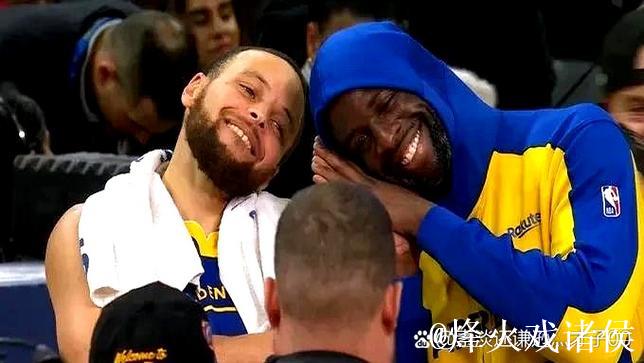 真希望关键球最后能交给杜兰特,这场遗憾输球令人惋惜 真希望关键球最后能交给杜兰特,这场遗憾输球令人惋惜